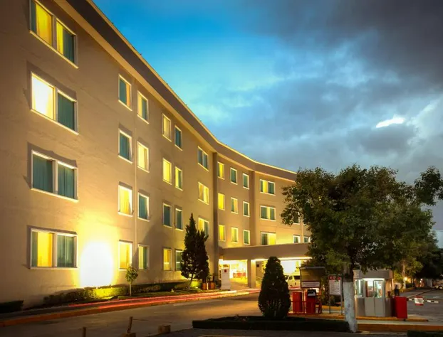 Fiesta Inn Express Perinorte hotel detail image 1