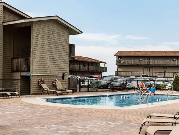 Capt. Thomson's Resort hotel detail image 4