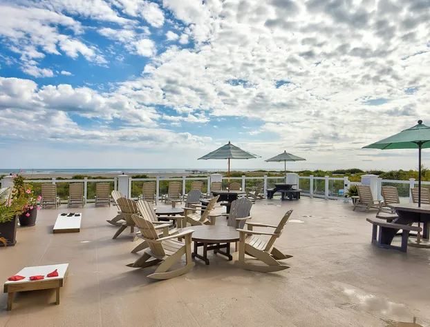 Water's Edge Ocean Resort hotel detail image 2