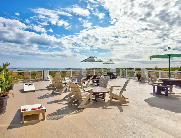 Water's Edge Ocean Resort hotel detail image 4