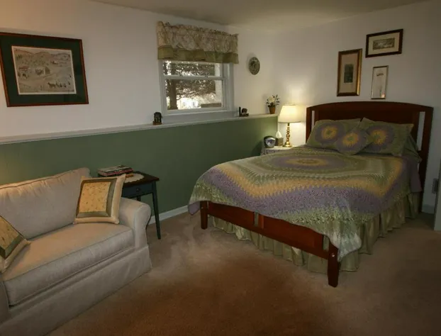 Carriage Corner Bed & Breakfast hotel detail image 4