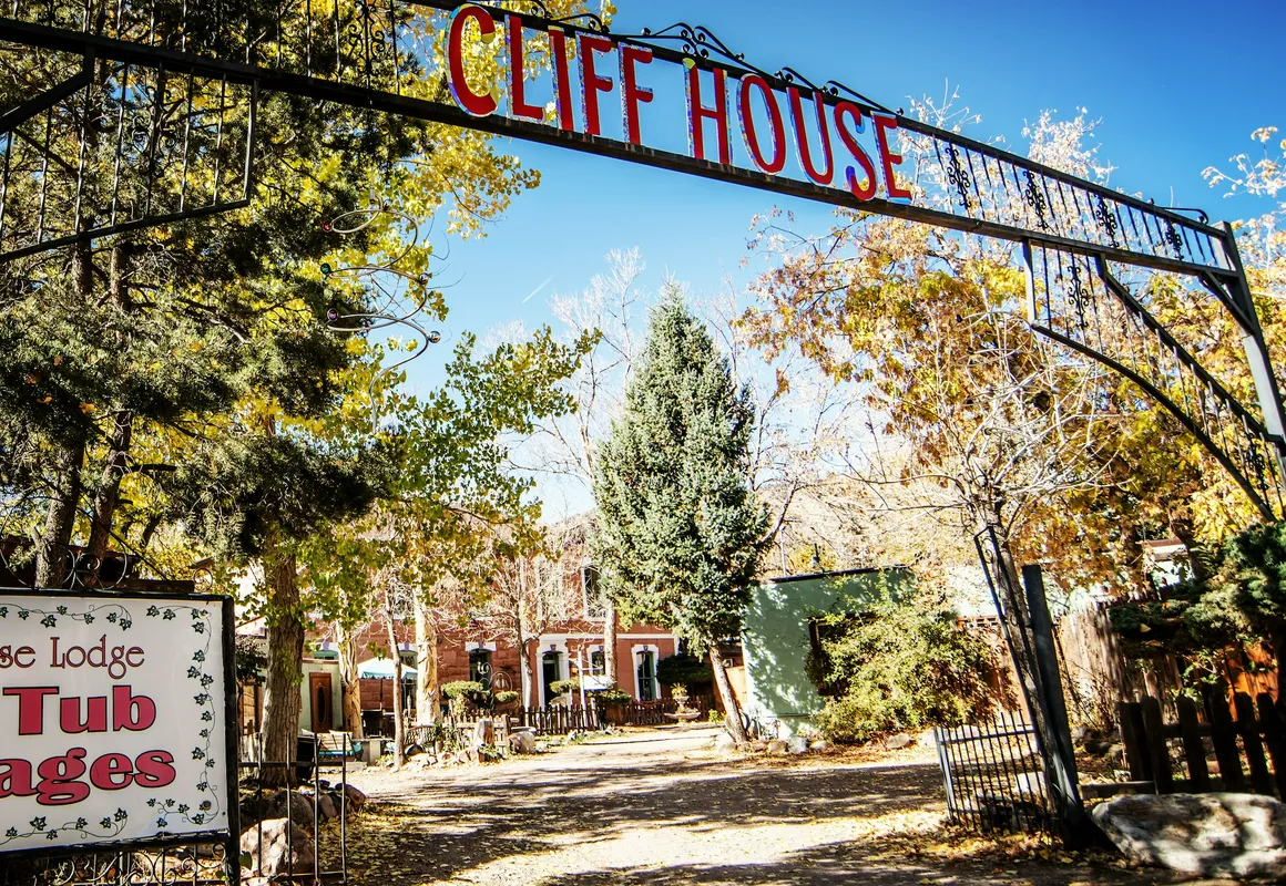 Cliff House Lodge B&B hotel hero