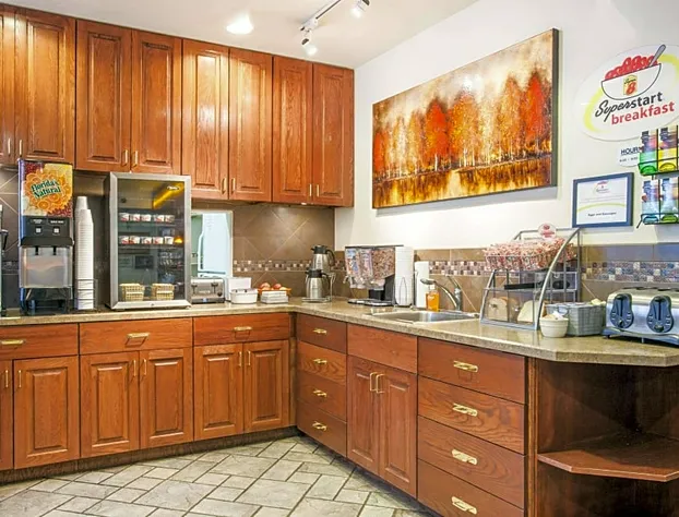 Super 8 by Wyndham Grangeville hotel detail image 3