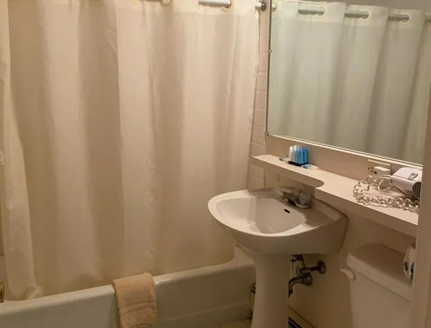 Aspen Inn hotel detail image 4