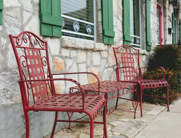 High Cotton Inn hotel detail image 2