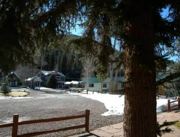 Redstone Cliffs Lodge hotel detail image 4