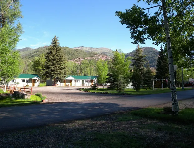 Redstone Cliffs Lodge hotel detail image 2