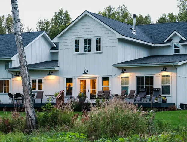 Snowgoose Pond Bed & Breakfast hotel detail image 1