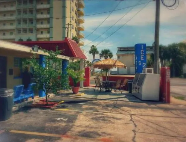 Sun-n-Sands Motel hotel detail image 3