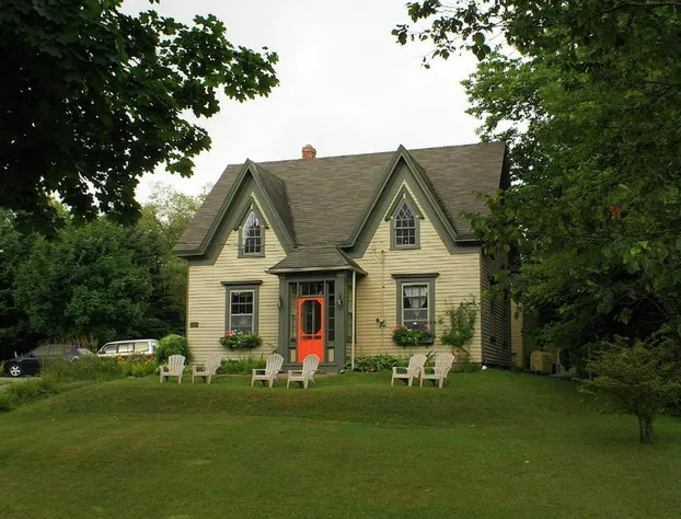 Fisherman's Daughter Bed & Breakfast hotel detail image 2