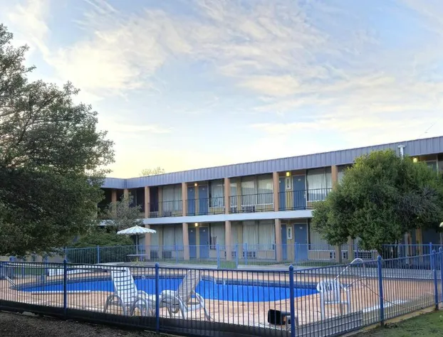 Castle Inn & Suites by OYO Lawton hotel detail image 1