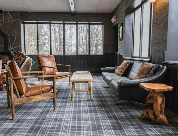 Hunter Lodge, a Bluebird by Lark hotel detail image 4