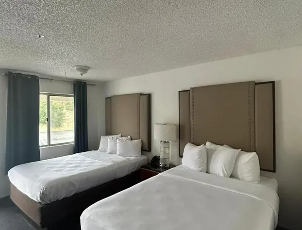 Backcountry Inn Motel hotel detail image 3