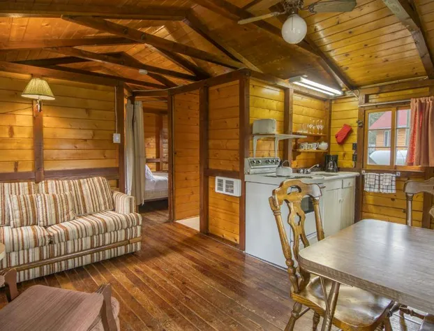 Fairmont Creek Property Rentals Timbers Resort hotel detail image 2