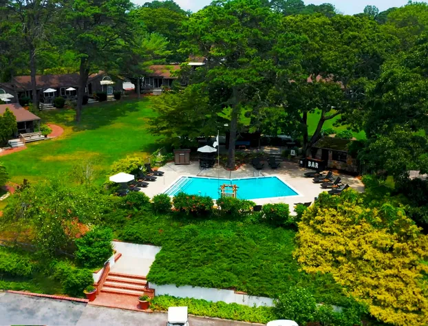 The Hampton Maid hotel detail image 2