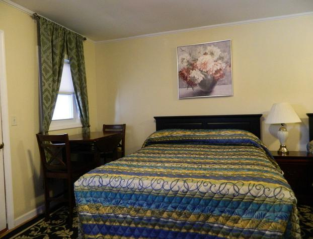 Twin Oaks Motel hotel detail image 1