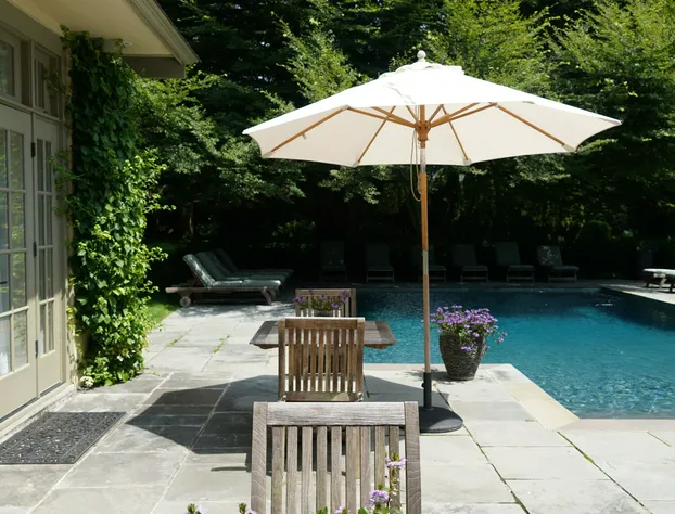 The Baker House 1650 hotel detail image 2