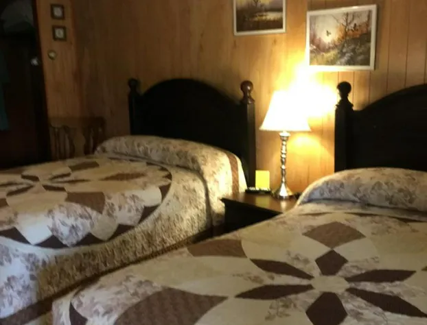 Cave Mountain Motel hotel detail image 3