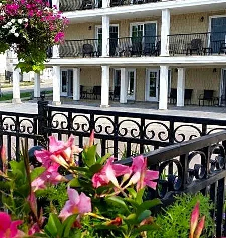 Inn at the Harbour hotel detail image 1