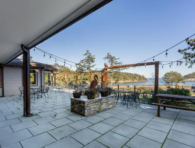 Mayne Island Resort hotel detail image 1