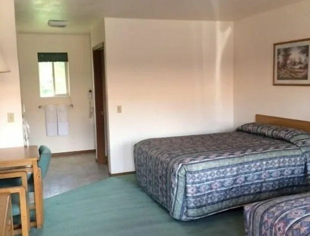 Mini Golden Inns Motel hotel detail image 3