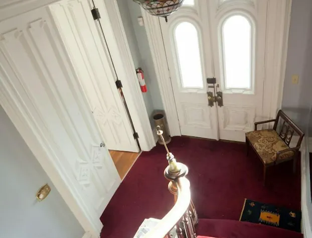 Hudson City Bed & Breakfast hotel detail image 4