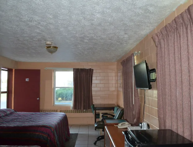 Admiral Motel hotel detail image 1