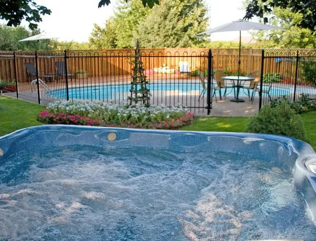 A Li'l Bit of Eden hotel detail image 2