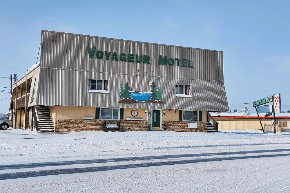 Love Hotels Voyageur by OYO at International Falls MN hotel hero
