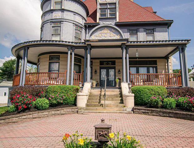 The Levi Deal Mansion Bed & Breakfast hotel detail image 3