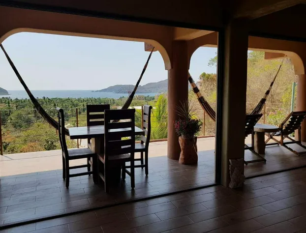 Casa Arcoiris Zihuatanejo hotel detail image 1