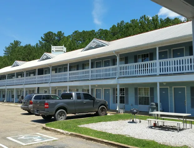 Victorian Inn hotel detail image 2