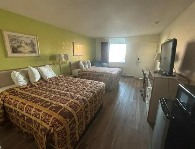 Economy Inn & Suites hotel detail image 1