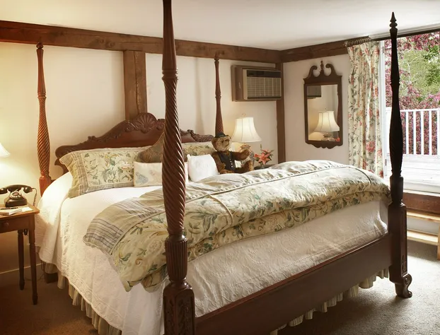 Three Mountain Inn hotel detail image 4