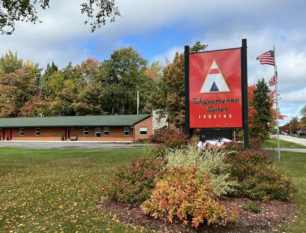 Tahquamenon Suites Lodging hotel detail image 2