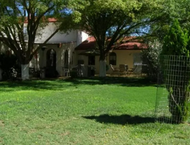 Tavares Inn hotel detail image 1