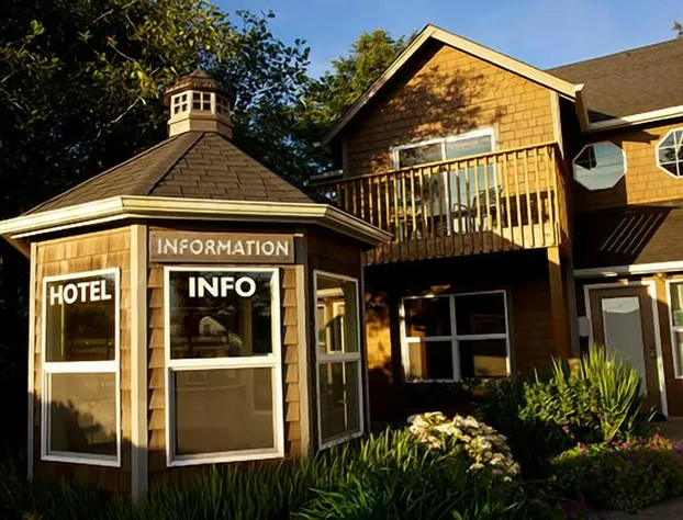 Lighthouse Inn hotel detail image 2