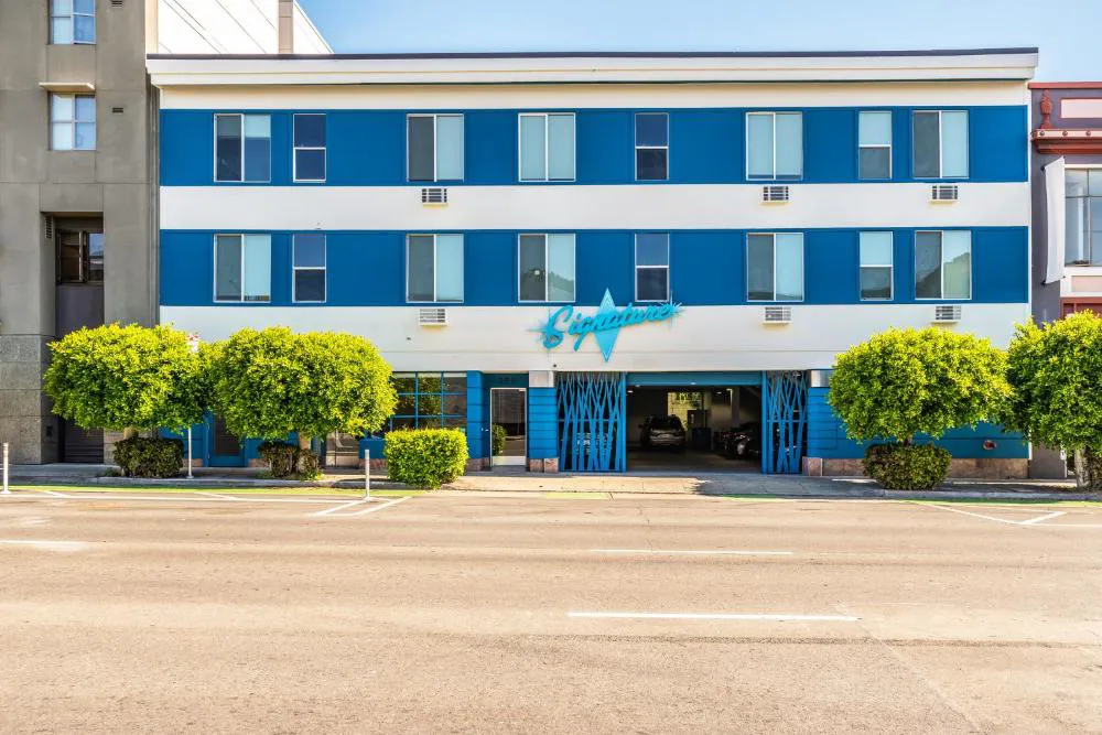 Signature San Francisco hotel hero