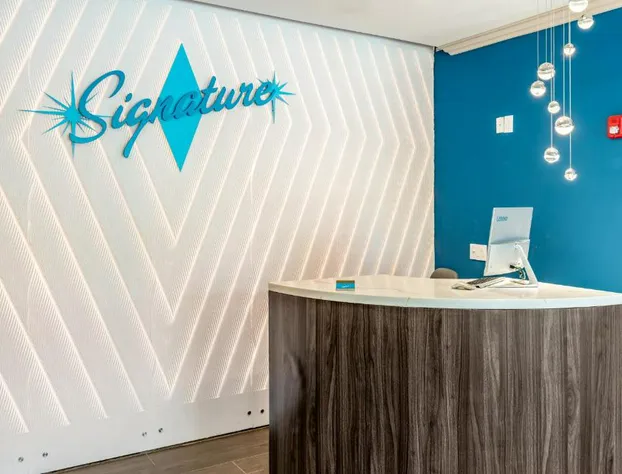 Signature San Francisco hotel detail image 1