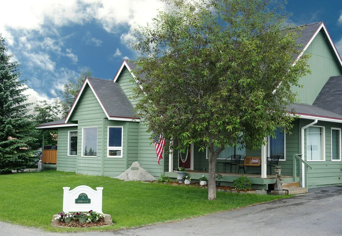 Gateway Overlook hotel hero