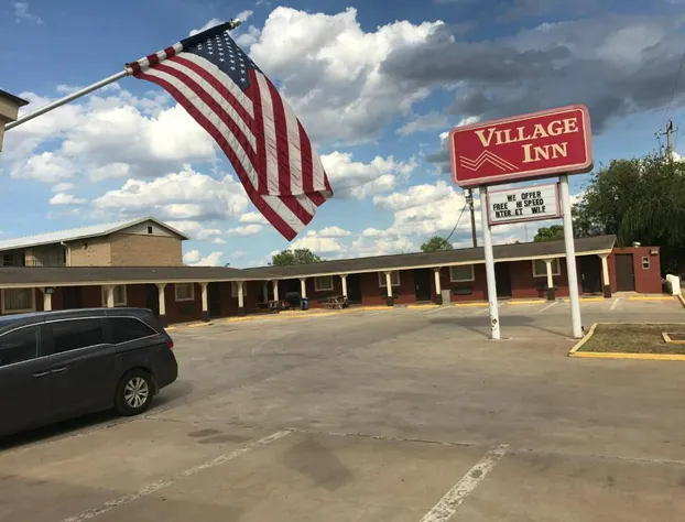 Village Inn Cotulla hotel detail image 4