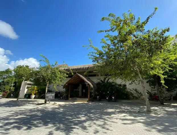 Alma De Flores Private Pools Suites hotel detail image 1