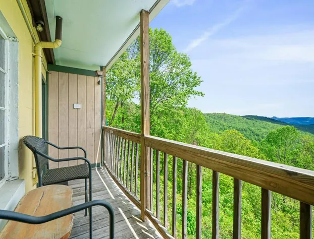 Alpine Inn hotel detail image 4