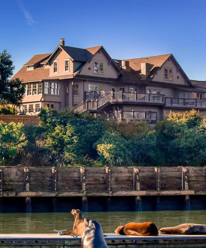 Noyo Harbor Inn Restaurant and Tavern hotel hero