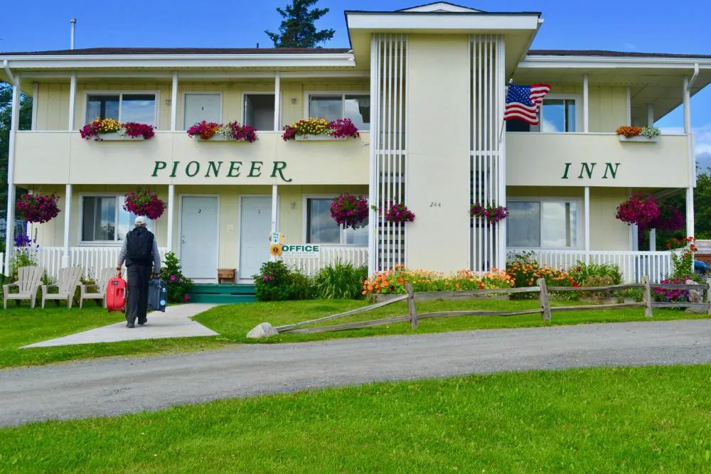 Pioneer Inn Downtown hotel hero