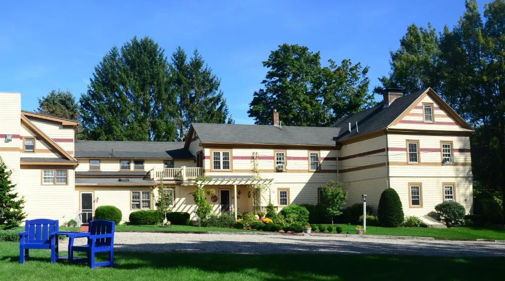 1802 House Bed and Breakfast hotel hero