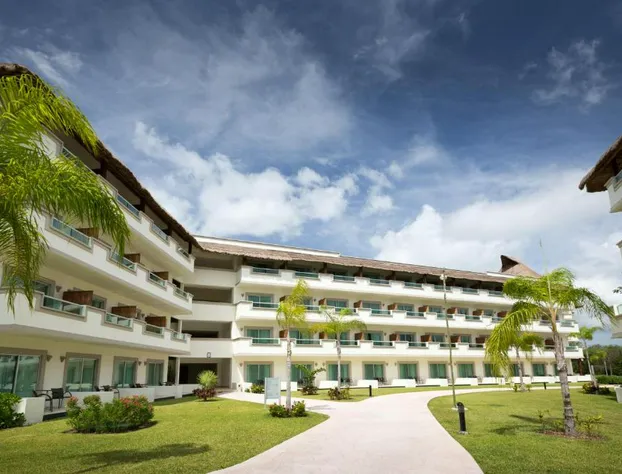 BlueBay Grand Esmeralda All Inclusive hotel detail image 2