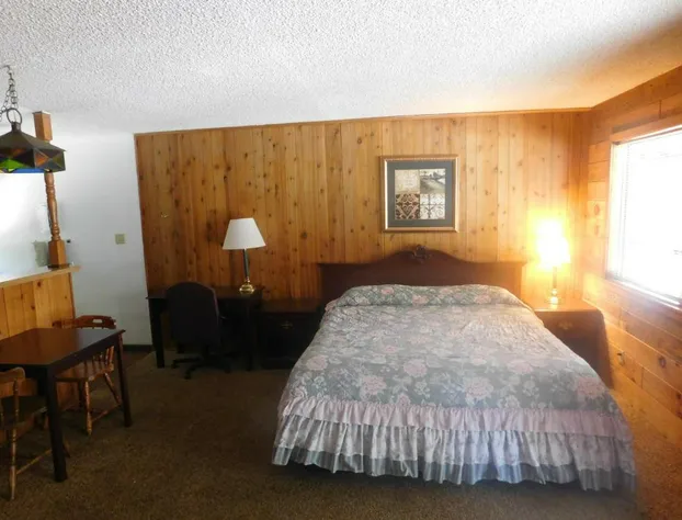 The Tamarack Lodge hotel detail image 3