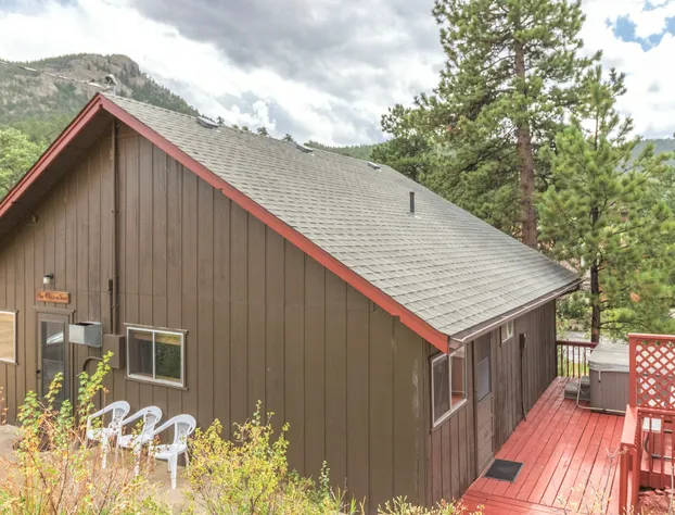 Brynwood on the River hotel detail image 4