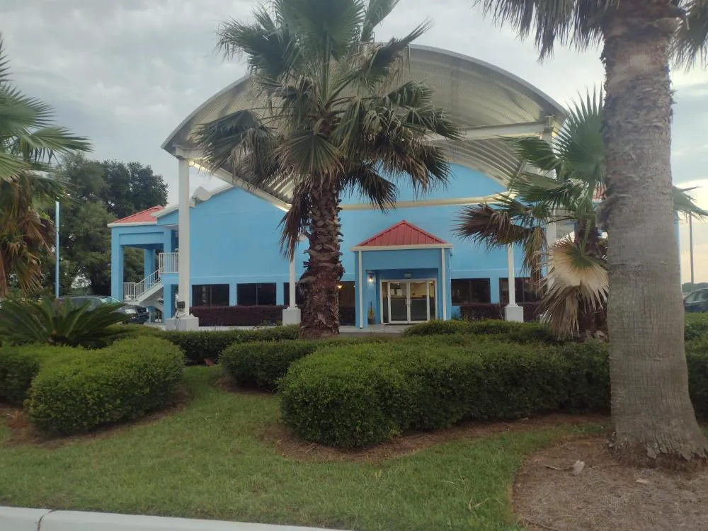 Wind Chase Inn hotel hero